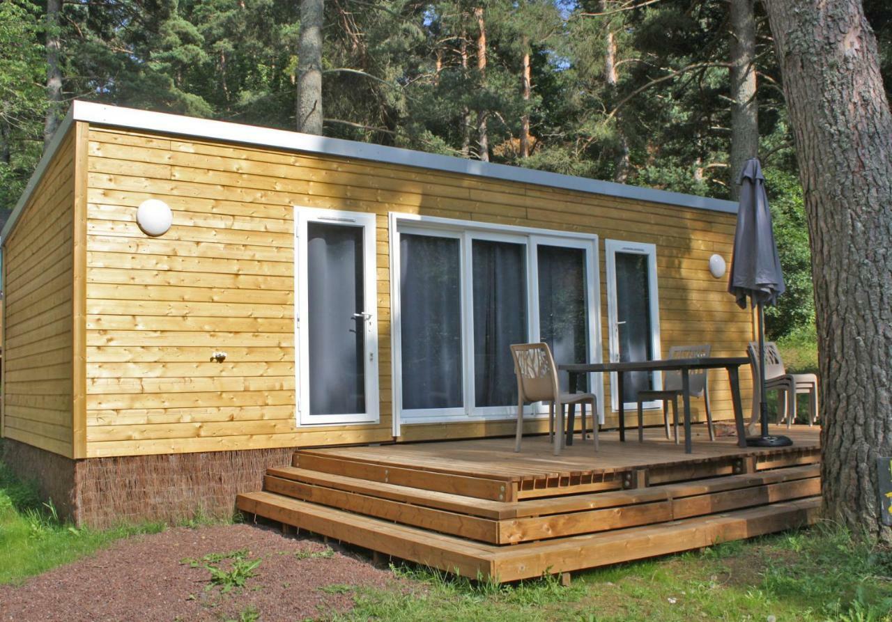 Camping Domaine Du Lac Chambon Murol Exterior photo